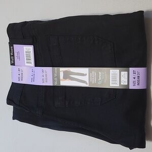 Well Worn Black Women Jeans